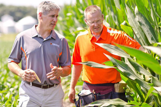 Scott Odle, president of Spectrum Seed and Scott Johnson, corn product manager