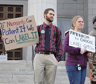 Vermont Right to Know protestors